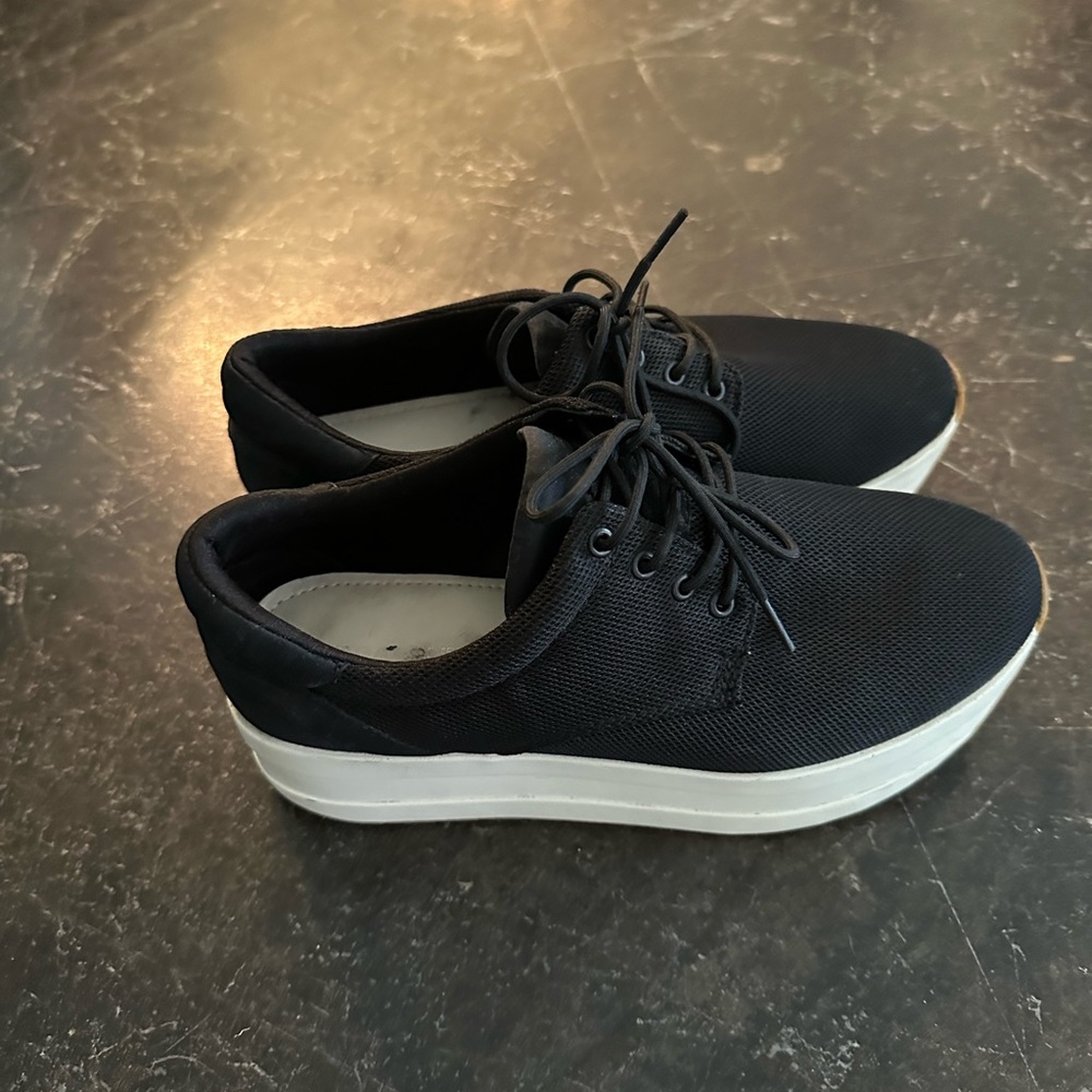 Vagabond platform shoes